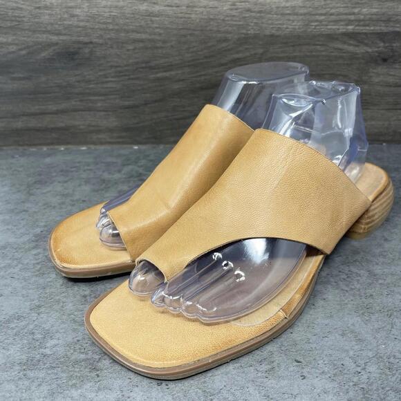 Antelope Sandals Womens Size 9 (40) Brown Tan Leather Toe Ring Wedge Slip On - Picture 2 of 10